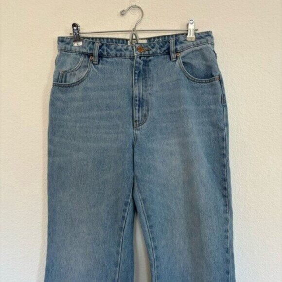 Rolla's Eastcoast Crop Flare High Rise Frayed Hem - Picture 2 of 6